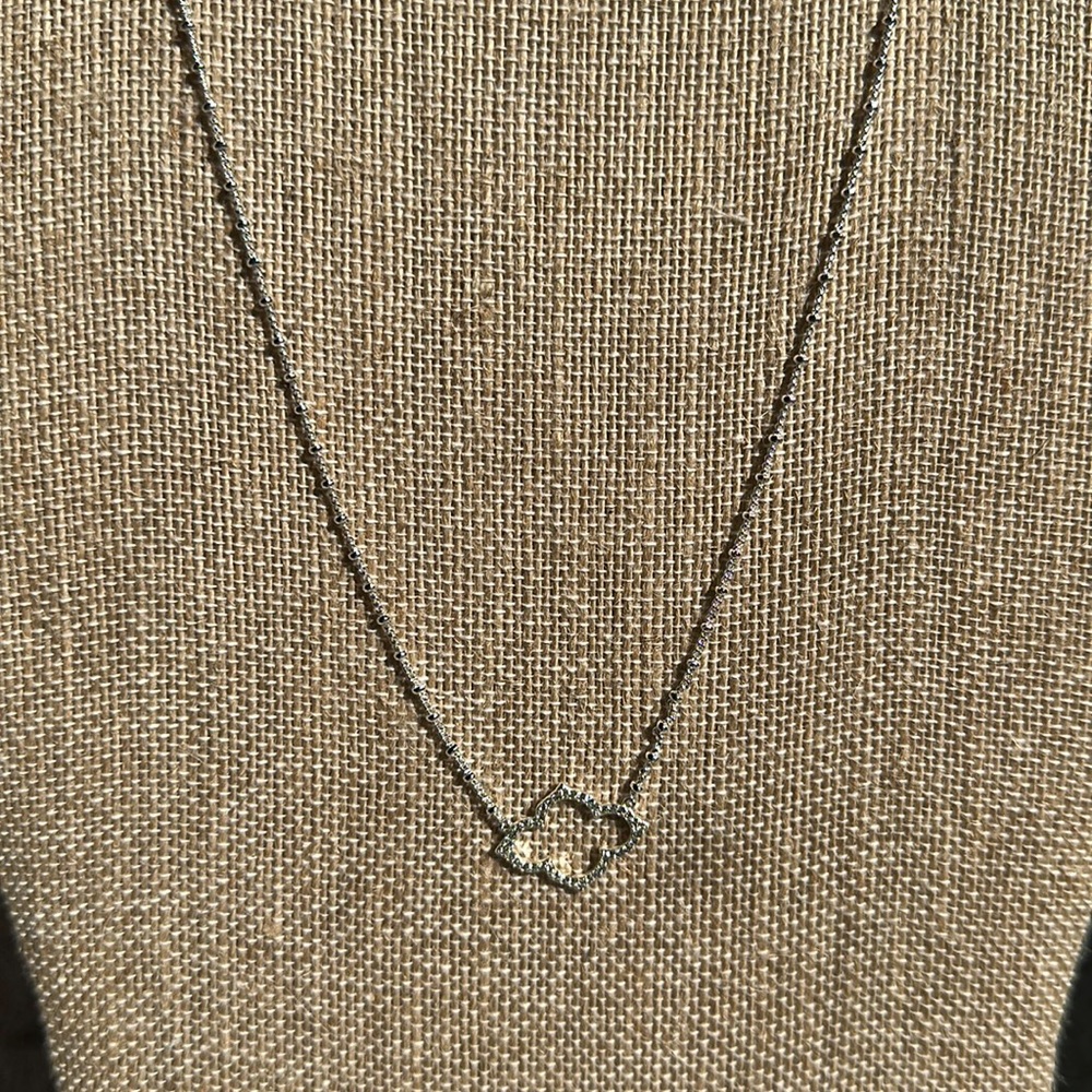 Arabesque Pendant